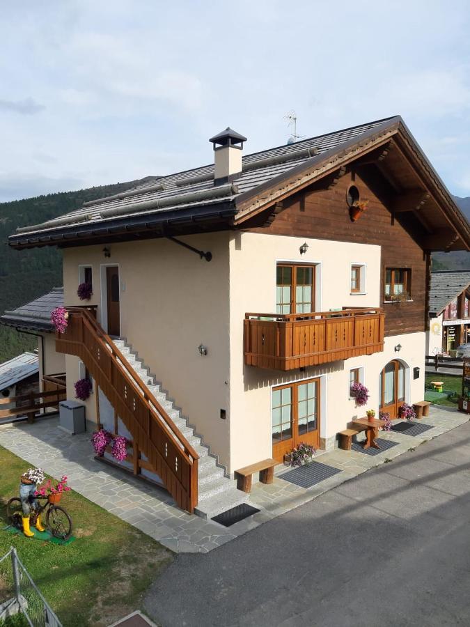 Baita Mauri Apartment Livigno Exterior photo